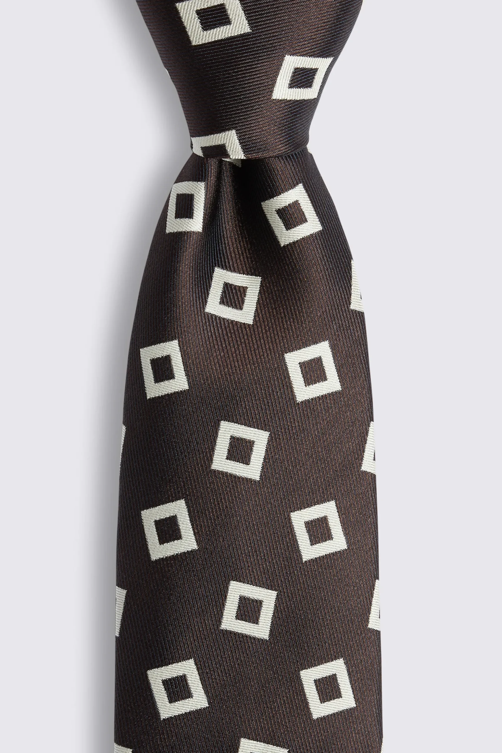 Italian Chocolate Oversized Diamond Tie