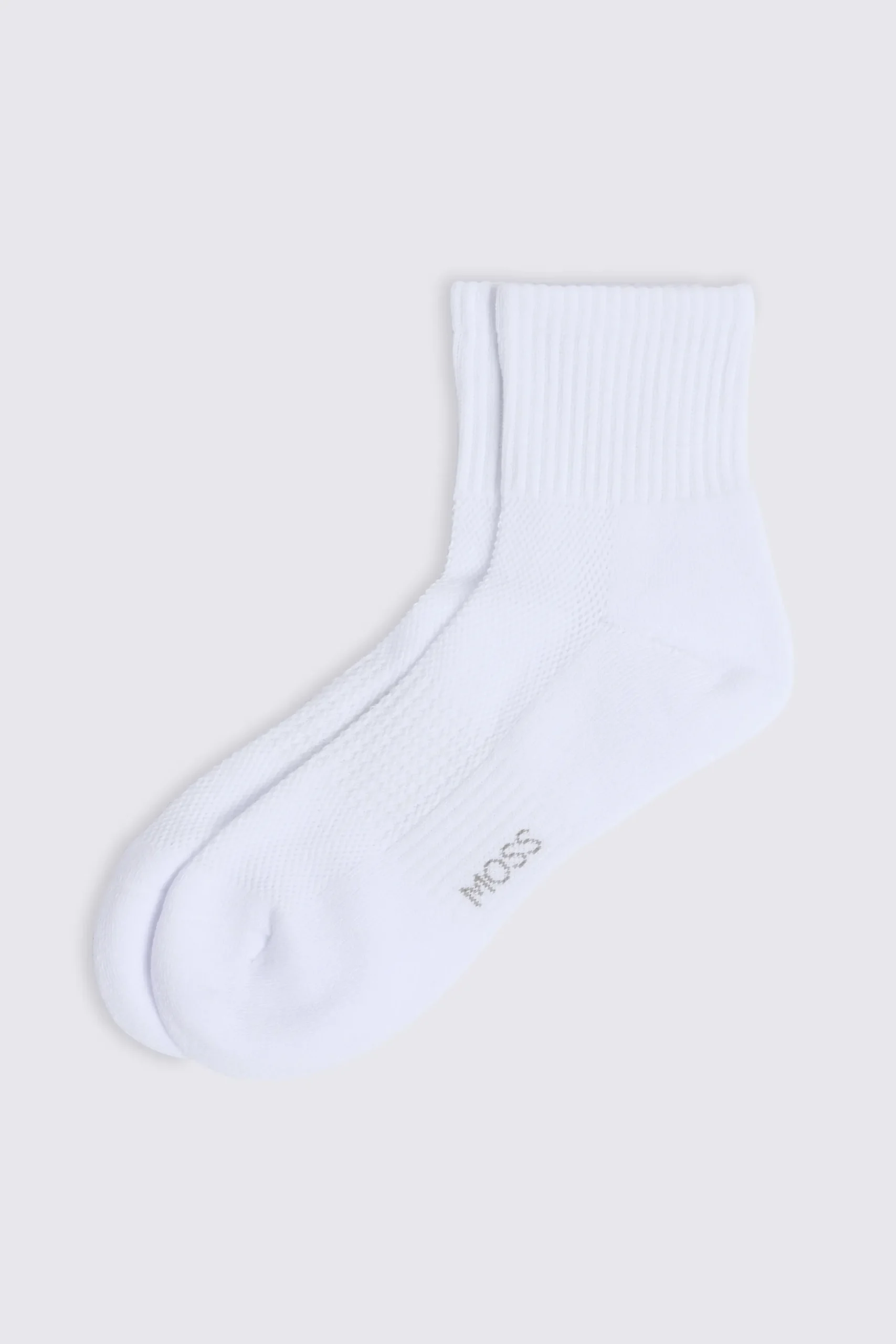 White Half Ankle Socks